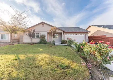 1511 Arnold Ct, Corcoran, CA 93212