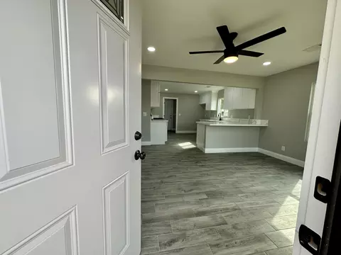 702 Dover St, Delano, CA 93215 photo 2