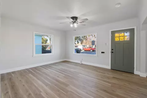 511 E Myrtle St, Hanford, CA 93230 photo 5