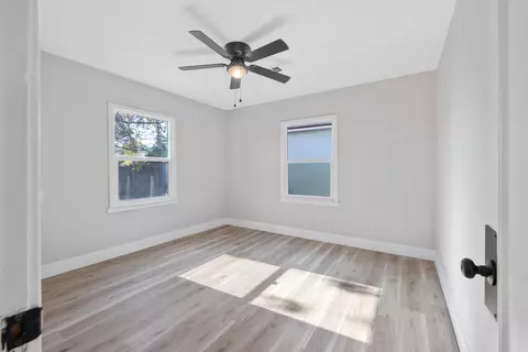 511 E Myrtle St, Hanford, CA 93230 photo 19