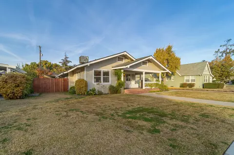 776 E San Joaquin Ave, Tulare, CA 93274 photo 5