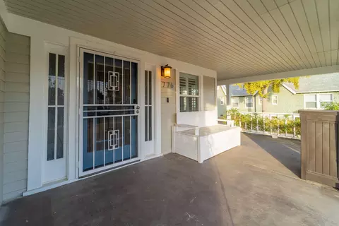 776 E San Joaquin Ave, Tulare, CA 93274 photo 8