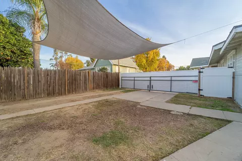 776 E San Joaquin Ave, Tulare, CA 93274 photo 30