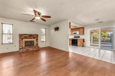 1401 Willow St, Exeter, CA 93221 photo 7