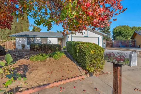 1401 Willow St, Exeter, CA 93221 photo 3