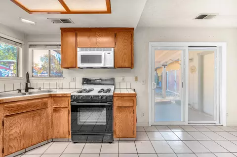 1401 Willow St, Exeter, CA 93221 photo 12