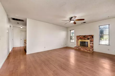 1401 Willow St, Exeter, CA 93221 photo 8