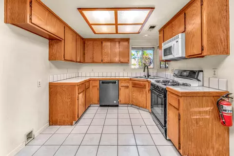 1401 Willow St, Exeter, CA 93221 photo 9