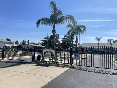 3103 S Avocado St, Visalia, CA 93277 photo 7