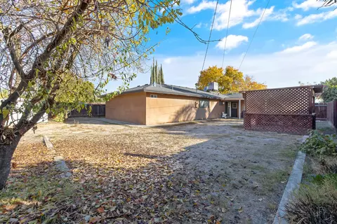 359 S Gloria Ave, Dinuba, CA 93618 photo 31