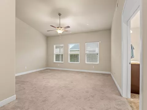 2504 Las Rosas Ave, Clovis, CA 93619 photo 18