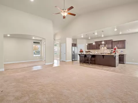 2504 Las Rosas Ave, Clovis, CA 93619 photo 10