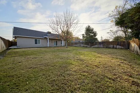 4350 W Iris Ave, Visalia, CA 93277 photo 27