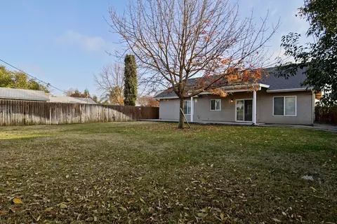 4350 W Iris Ave, Visalia, CA 93277 photo 29