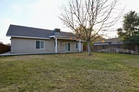 4350 W Iris Ave, Visalia, CA 93277 photo 25