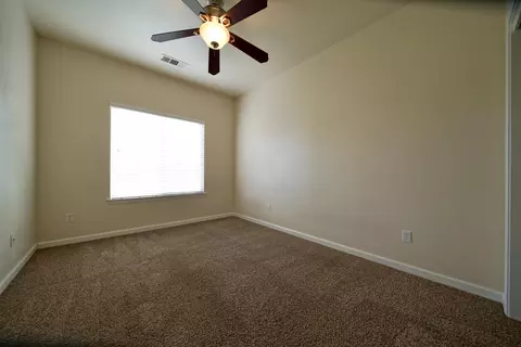 4350 W Iris Ave, Visalia, CA 93277 photo 14