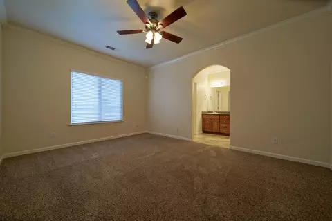 4350 W Iris Ave, Visalia, CA 93277 photo 16