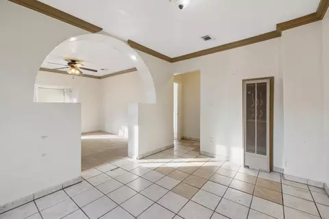 233 S Orange Ave, Exeter, CA 93221 photo 9