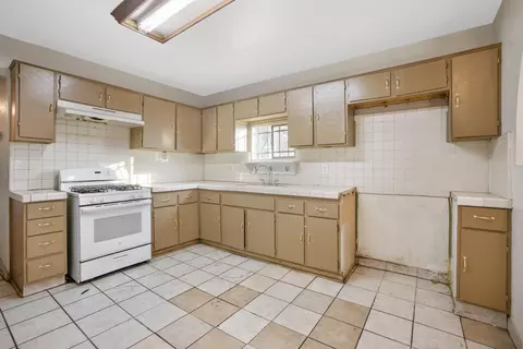 233 S Orange Ave, Exeter, CA 93221 photo 10