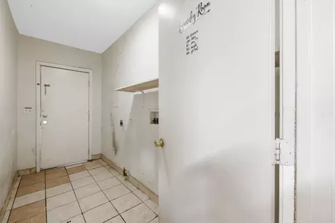 233 S Orange Ave, Exeter, CA 93221 photo 14