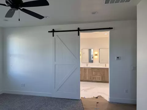 2936 E Beech Ct, Visalia, CA 93292 photo 19
