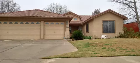 2839 S Maselli Ct, Visalia, CA 93277