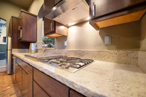 Kitchen - 20187 Avenue 262, Exeter, CA 93221 photo 18 of 18
