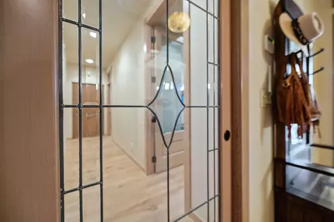 Entry Way - 20187 Avenue 262, Exeter, CA 93221 photo 7 of 18