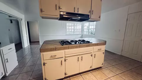 277 E Prosperity Ave, Tulare, CA 93274 photo 6