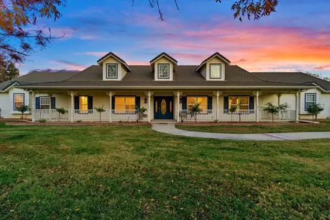 31684 Chelsea Rd, Visalia, CA 93292