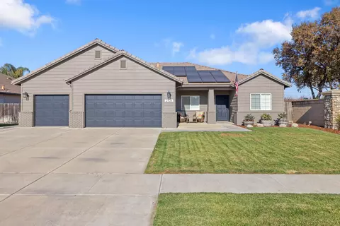 2934 W Newton Ave, Visalia, CA 93291