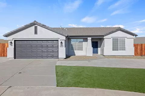 1156 W Orange St, Hanford, CA 93230