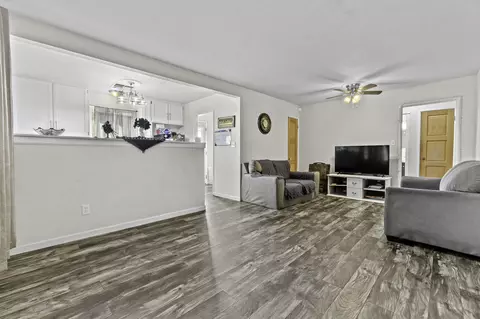 1302 Flory Ave, Corcoran, CA 93212 photo 10