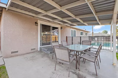 404 E Sycamore Dr, Hanford, CA 93230 photo 21