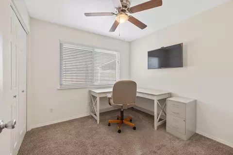 404 E Sycamore Dr, Hanford, CA 93230 photo 13