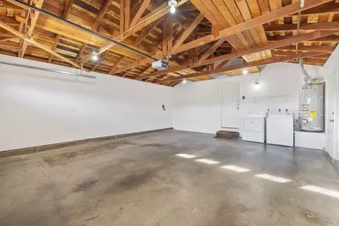404 E Sycamore Dr, Hanford, CA 93230 photo 20