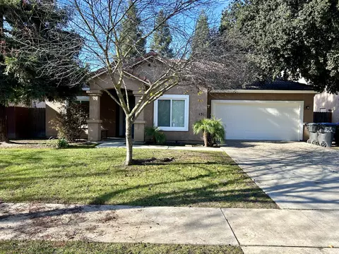 151 N Roeben St, Visalia, CA 93291