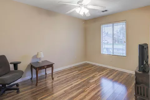 2528 E Beech Ct, Visalia, CA 93292 photo 19