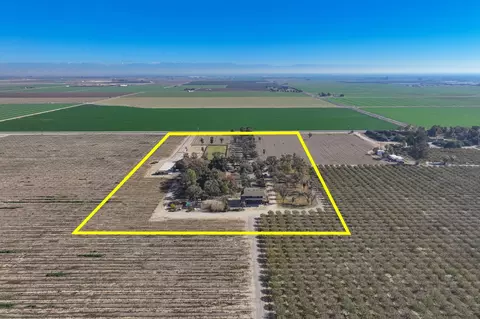 15840 10th Ave, Hanford, CA 93230