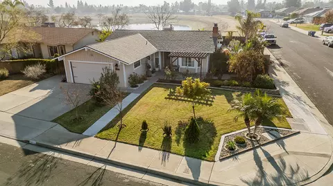 3012 Stanford Ave, Clovis, CA 93611