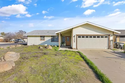 3308 S Terrace Ct, Visalia, CA 93277