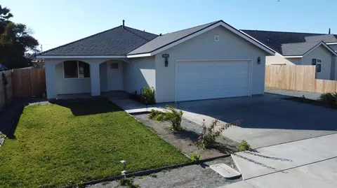 2015 Lorina Ave, Corcoran, CA 93212