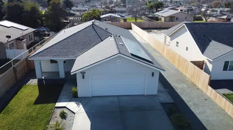 2015 Lorina Ave, Corcoran, CA 93212 photo 2