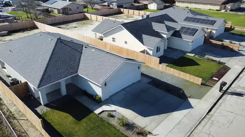 2015 Lorina Ave, Corcoran, CA 93212 photo 3