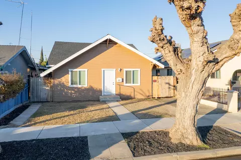 271 Lindsay Street St, Lindsay, CA 93247