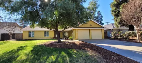 2517 E Howard Ave, Visalia, CA 93292