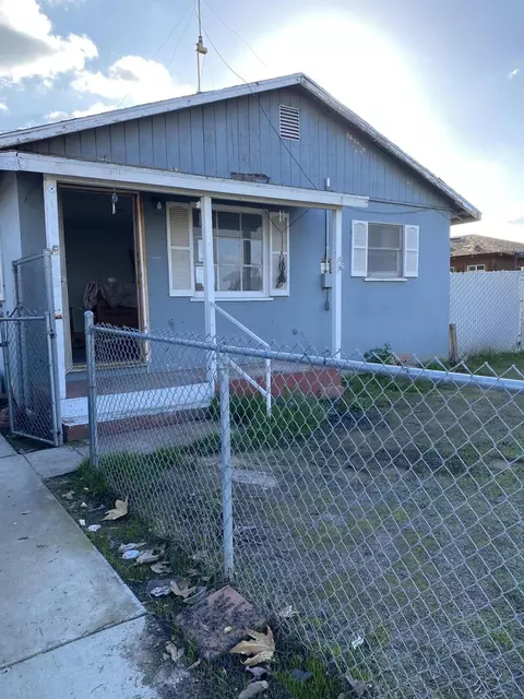 1507 W Morton Ave, Porterville, CA 93257
