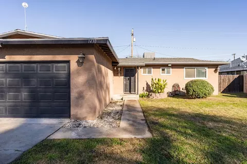 1430 E Salome Ave, Tulare, CA 93274 photo 2
