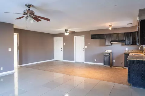 1430 E Salome Ave, Tulare, CA 93274 photo 5