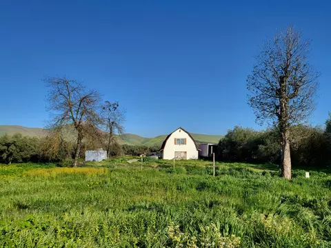 24796 Rd 216, Lindsay, CA 93247